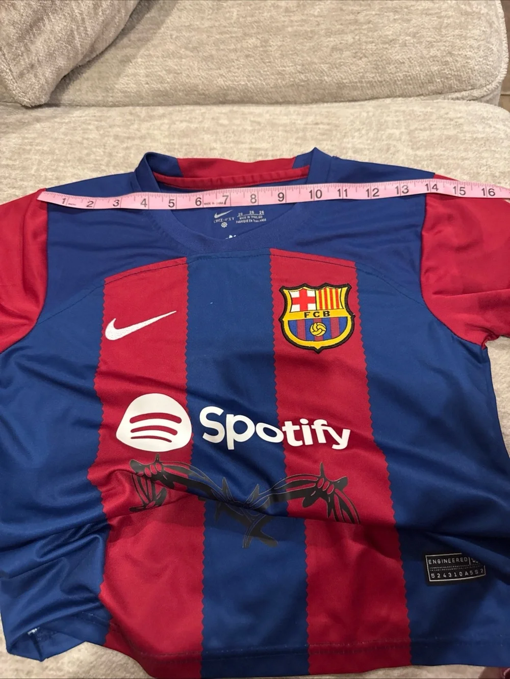 Nike Youth FC Barcelona Karol G Home Jersey size 26 (xs-s adult)